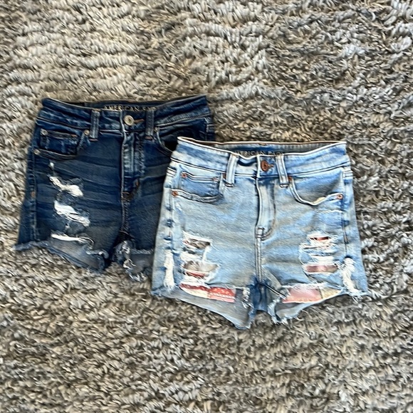 American Eagle Outfitters Pants - American Eagle women’s Hi-Rise shortie jean shorts. Size 2.